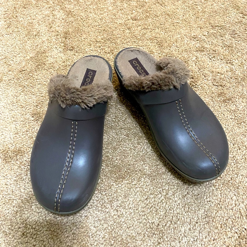 Brown super comfy fur lined clogs/mules. Hard sided. Dressier than other crocs.